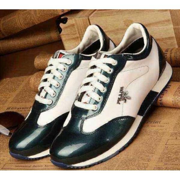 優れた耐久性で Prada プラダ 15 耐久性に優れ ランニングシューズ 2色 優れた耐久性で Prada プラダ 15 耐久性に優れ ランニングシューズ 2色