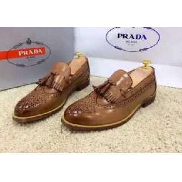 激安販売　2015 PRADA プラダ　今季セール　 レザー...