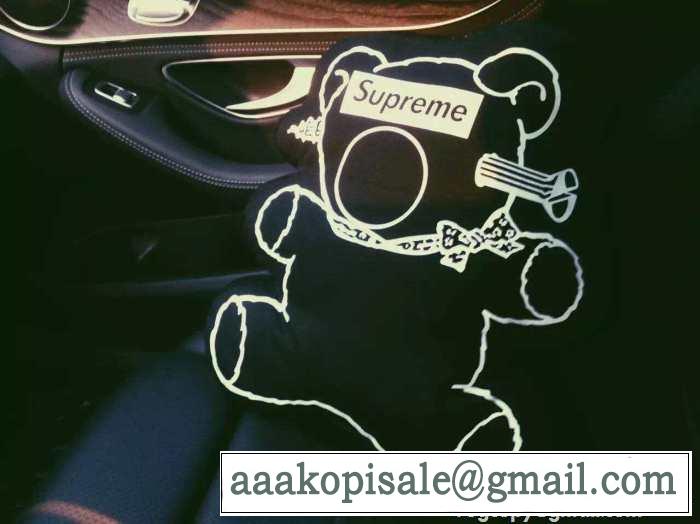 抜群 2015 SUPREME シュプリーム 素敵な抱き枕 2色可選