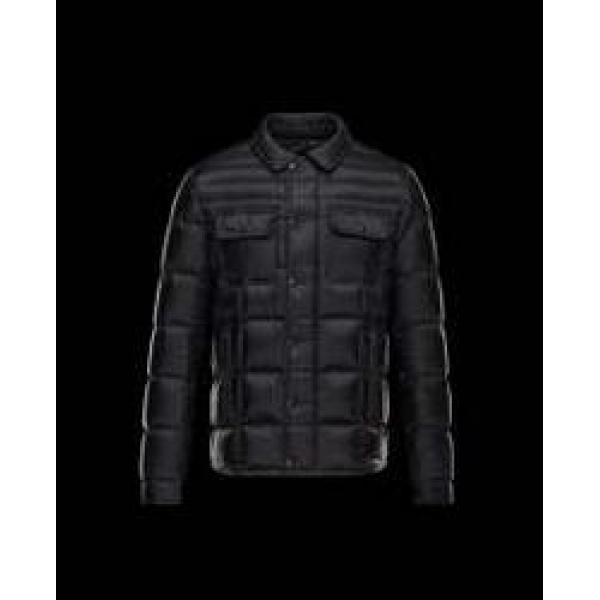 今季活躍 2015秋冬 moncler モンクレール　耐久性や実用性のある ダウンジャケット _男性用ダウンジャケット_モンクレール特集_スーパーコピーブランド激安通販 専門店  