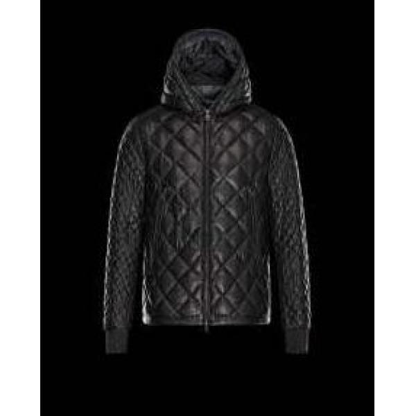 カジュアル　 2015秋冬 moncler モンクレール 軽くて柔らかい　ダウンジャケット _男性用ダウンジャケット_モンクレール特集_スーパーコピーブランド激安通販 専門店  
