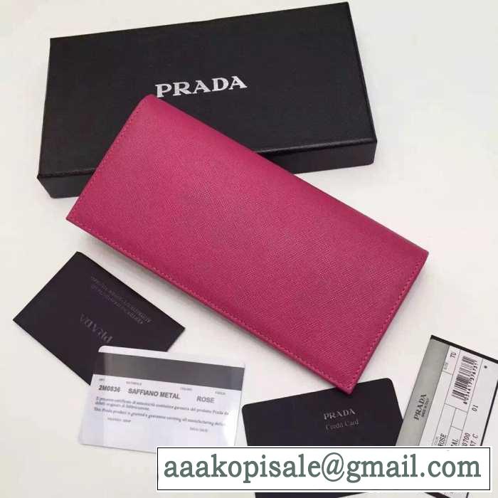 機能も充実している　秋冬 prada プラダ プレゼントに二つ折り財布