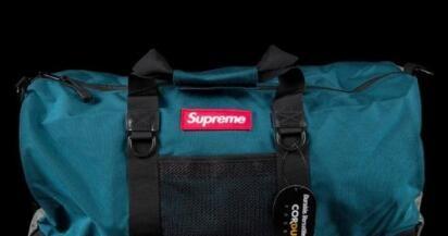 防水性と耐久性に優れる　Supreme シュプリーム　コンツアーダッフルバッグ　ブルー_シュプリーム SUPREME_ブランド コピー 激安(日本最大級)