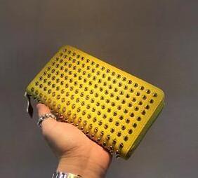 大人のエレガンス　クリスチャンルブタン　Panettone Spike Stud 実用性が高く　長財布 _クリスチャンルブタン CHRISTIAN LOUBOUTIN_ブランド コピー 激安(日本最大級)