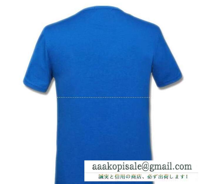 夏に活躍すること間違いナシのアルマーニ、Armaniの3色選択可能の半袖Tシャツ