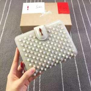 HOTお買い得ルブタン財布新作二つ折り財布パロススパイクスChristian Louboutin PAROS SPIKES