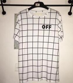 春夏新作のOff-White コピー、オフホワイトの長年愛用できる白い男性半袖 Tシャツ_Off-White オフホワイト_ブランド コピー 激安(日本最大級)