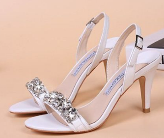 綺麗で上品　JIMMY CHOO☆ジミーチュウ　レディース　...