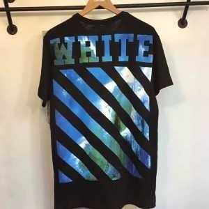 大特価 18SS オフホワイト OFF-WHITE 半袖Tシャツ 2色可選_Off-White オフホワイト_ブランド コピー 激安(日本最大級)