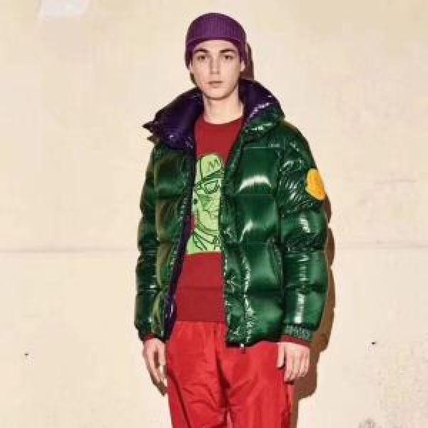オシャレを満喫できる モンクレール売上ランキング1位 MONCLER ダウンジャケット メンズ 3色可選_男性用ダウンジャケット_モンクレール特集_スーパーコピーブランド激安通販 専門店  