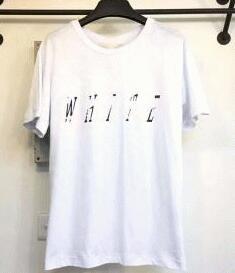 着心地良いルームウェアに最適なオフホワイト コピー 激安　Off-Whiteのメンズ 半袖 Tシャツ　クルーネック 丸首 コットン ワンポイント_Off-White オフホワイト_ブランド コピー 激安(日本最大級)