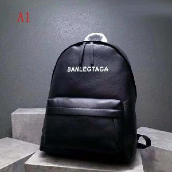 リュック 話題の新作到着！ バレンシアガ BALENCIAG...