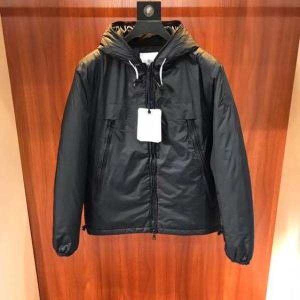 期間限定大人気商品 新着アイテム最新 歴代人気モデル MONCLER モンクレール ダウンジャケット_男性用ダウンジャケット_モンクレール特集_スーパーコピーブランド激安通販 専門店  