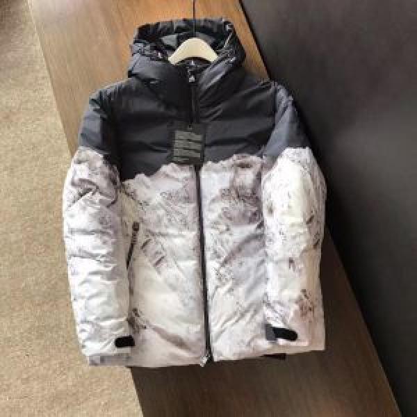 お気に入りアイテム MONCLER モンクレール ダウンジャ...