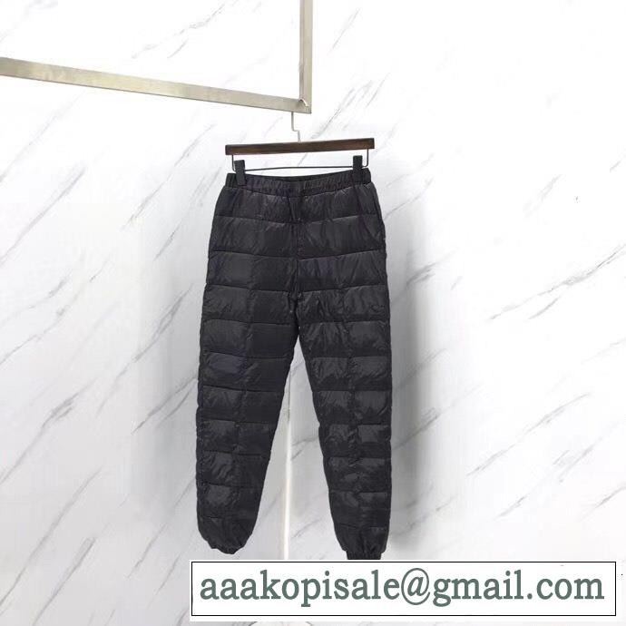 デニムパンツ 根強い人気定番商品 大人気商品再入荷! MONCLER モンクレール