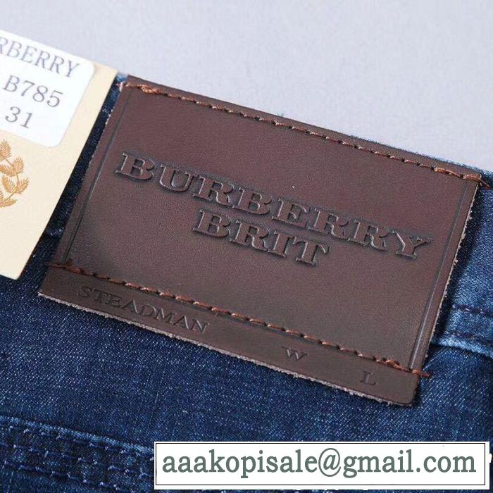 バーバリー BURBERRY ストレートデニムパンツ 2019春夏トレンドアイテム 上品なリラックス感 知的な夏のスタイル