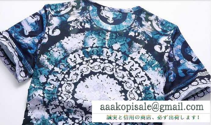花模様のVERSACE ヴェルサーチ メンズクルーネックtシャツ 半袖 レッドとブルーの2色選択可能 激安大特価大人気