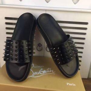 クールなクリスチャンルブタン靴メンズスリッパスパイクスビーチサンダルプール海水浴CHRISTIAN LOUBOUTIN