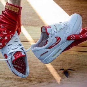 スニーカー Supreme x Louis Vuitton x Nike Air Max 1 2017秋冬 愛らしさ抜群！2色可選_シュプリーム SUPREME_ブランド コピー 激安(日本最大級)