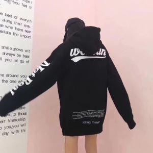 オフホワイト OFF-WHITE パーカー 絶大な人気を誇る...