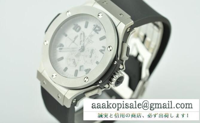 トレンド感抜群のスーパー コピー ウブロ　 hublot  サファイヤクリスタル風防 42mm ラバー日本製クオーツ 6針 メンズ腕時計