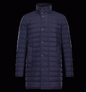 防寒性能高いMONCLER VIERNEダウンコートモンクレ...