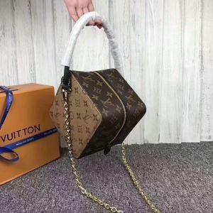 絶対オススメ? 2018春夏新作ルイ ヴィトン LOUIS VUITTON 手持ち&ショルダー掛け 大注目！_ルイ ヴィトン LOUIS VUITTON_ブランド コピー 激安(日本最大級)