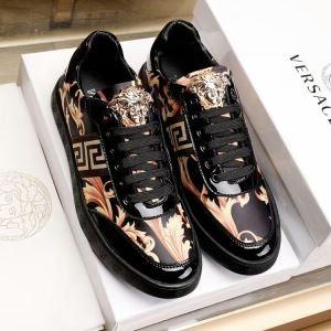 ヴェルサーチ VERSACE 2018ss注目度の高い ラン...