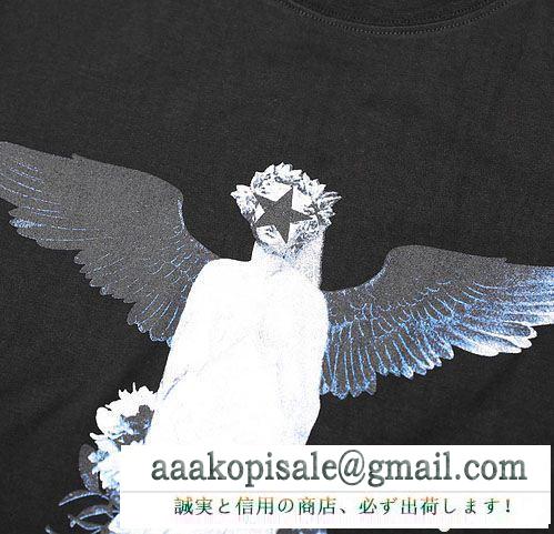 高級素材を採用GIVENCHYジバンシーＴシャツメンズコピー個性的なプリントクルーネックブラック半袖Ｔシャツ