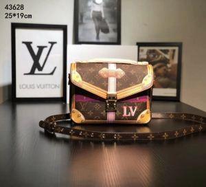 トレンドファッション LOUIS VUITTONショルダーバッグ個性的なアイテム ルイ ヴィトン_ルイ ヴィトン LOUIS VUITTON_ブランド コピー 激安(日本最大級)