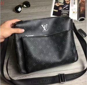 ルイ ヴィトン軽く耐久性のある LOUIS VUITTONメンズ ショルダーバッグ4色可選_ルイ ヴィトン LOUIS VUITTON_ブランド コピー 激安(日本最大級)