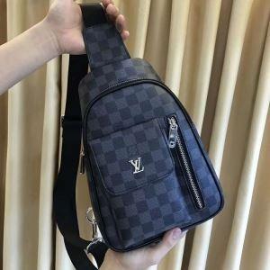 ins同款アイテムボディバッグルイ ヴィトン LOUIS V...