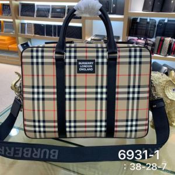 バーバリー日本未入荷カラー  BURBERRY 上品に着こな...