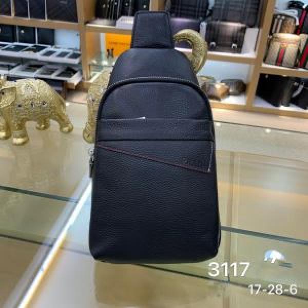 プラダ PRADA エレガントな雰囲気 ウエストバック オススメのアイテムを見逃すな_プラダ メンズバッグ_バッグ メンズ_スーパーコピーブランド激安通販 専門店  