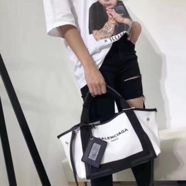 2020年春限定 バレンシアガ BALENCIAGA  海外...