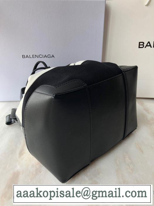 バレンシアガ 限定色がお目見え BALENCIAGA 新作が見逃せない  レディースバッグ一目惚れ級に