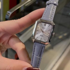 表情に品格を醸し出しROLEX 1970's ロレックス スーパーコピー 優良 女性用腕時計 24mm シルバー