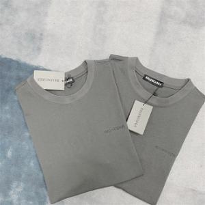 人気を集めるペアルック BALENCIAGA バレンシアガ 半袖tシャツ サイズ感 着れてオシャレに魅せれ