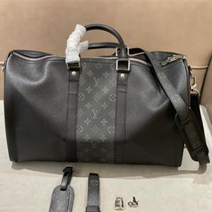 絶賛の旅行用バッグ! LOUIS VUITTON ヴィトン ...