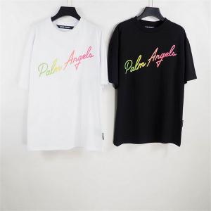 柔らかい手触りで着心地の良いコットン素材を採用Palm Anglesコピーｔシャツ