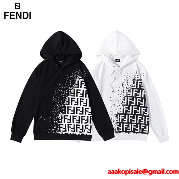 FENDI メンズパーカー