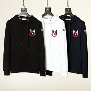 ◆モデル愛用◆ 2021FW モンクレールコピー パーカー MONCLER 超人気 背面に大きなプリント