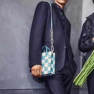 2021年人気を集める上品 Louis Vuitton Sa...