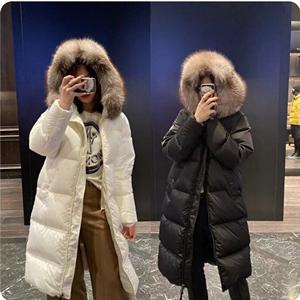 寒さ厳しい時はロング丈が重宝! MONCLER 偽物 女性用...