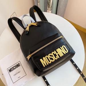 素敵2021定番新品MOSCHINO モスキーノスーパーコピー リュック 充分なサイズが魅力 使い勝手の良い