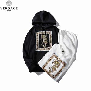 希少価値大！VERSACE ヴェルサーチ偽物 パーカー フードづき 着回しの効くアイテム 期間限定特別価格