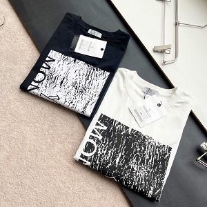 ゆったりきれいめスタイル新品  MONCLER ｔシャツ コ...