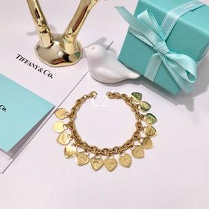 オシャレ感UPする! Tiffany & Co ティファニースーパーコピー ブレスレット レディース ハートのチャーム 3色展開