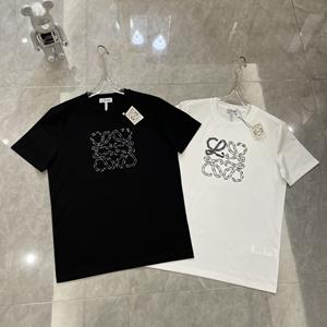 LOEWE ロエベ半袖tシャツ偽物 カジュアルに綺麗め 現代...