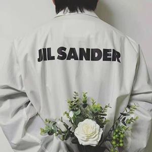 人気が急上昇しつつある注目のブランドJILSANDER ジルサンダー偽物ジャケット ベーシック ゆるやかなシルエット